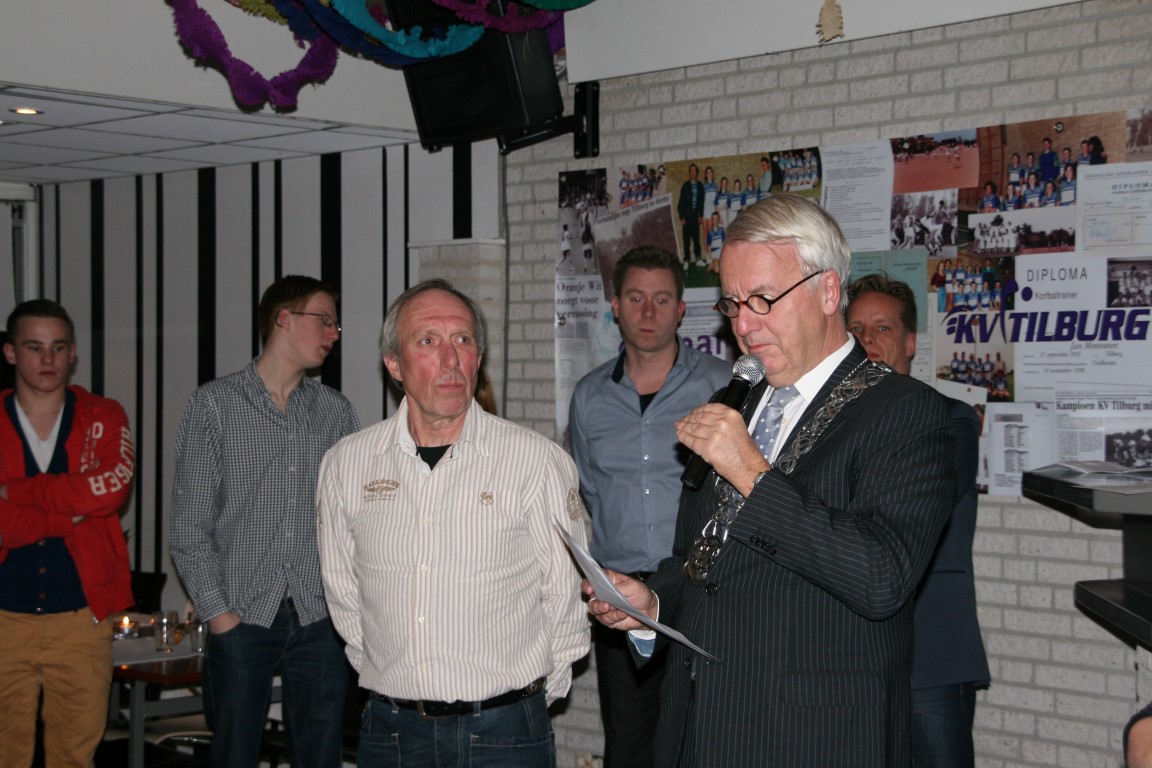 jubilarissenavond 15 maart 2013 072.JPG